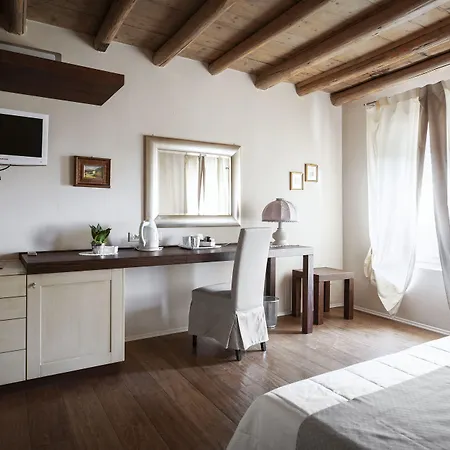 Corte Dei Soavi 4* Soave (Verona)